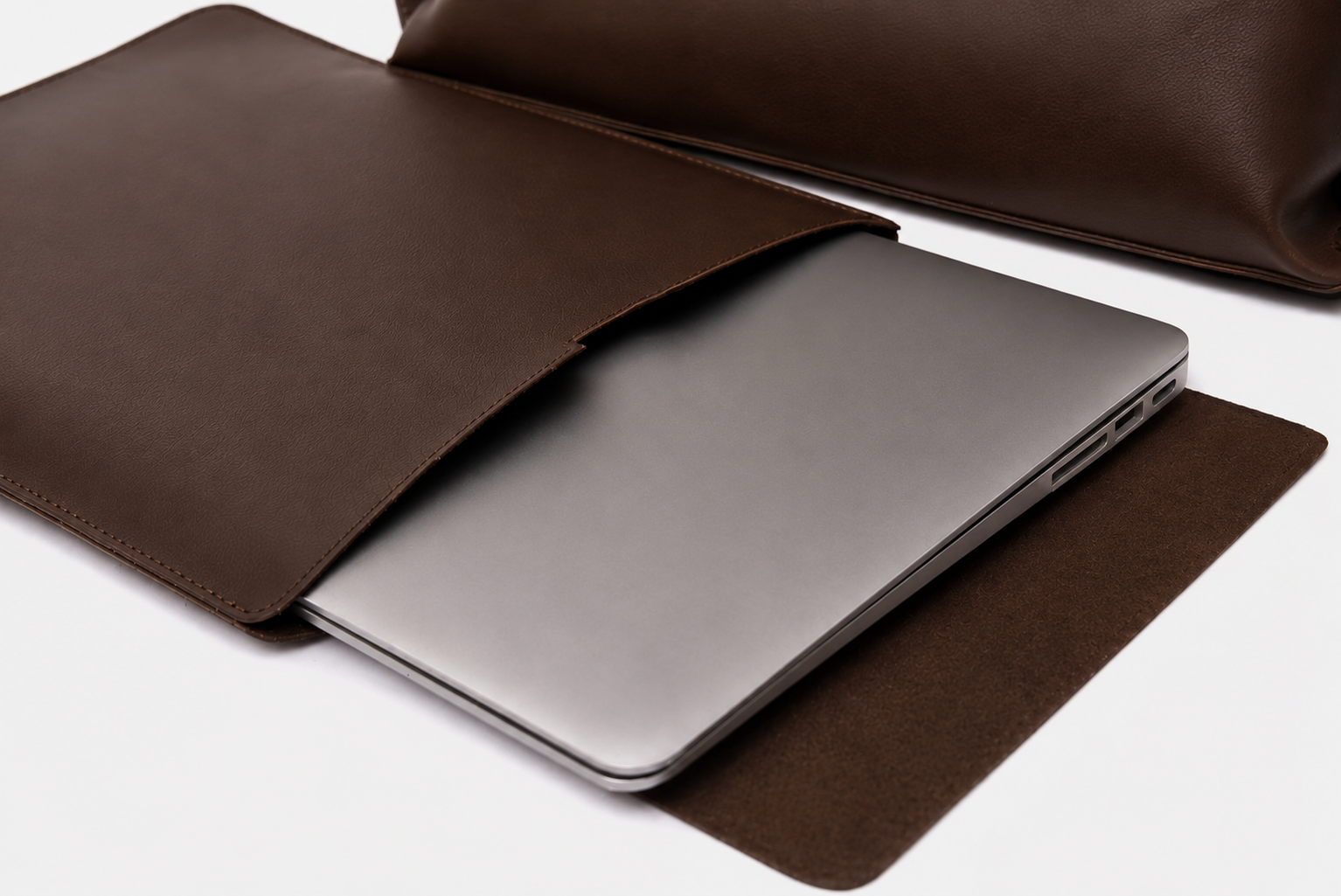 Deniz Laptop Bag - Brun